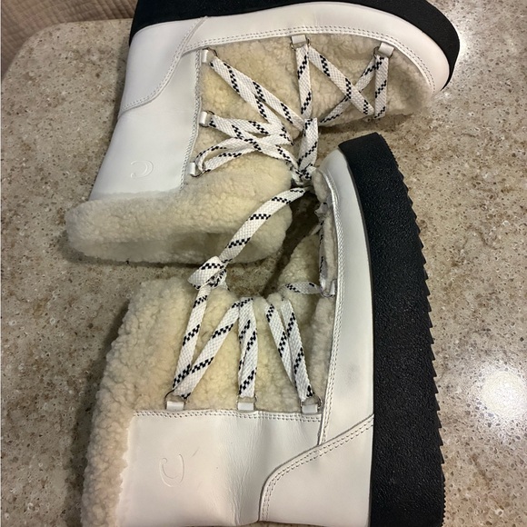 NWOT LA CANADIENNE ELOISE SHEARLING-LINED LEATHER SNOW WINTER BOOT WHITE Size 39 - Picture 12 of 12
